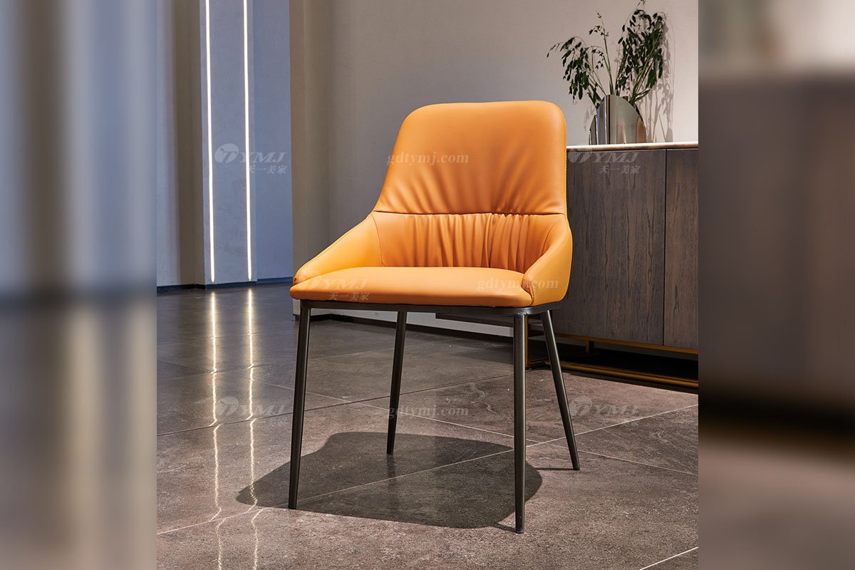 现代简约家具91精品久久久久久水蜜桃别墅会所家用时尚网红款橙色皮艺餐椅BRF105场景