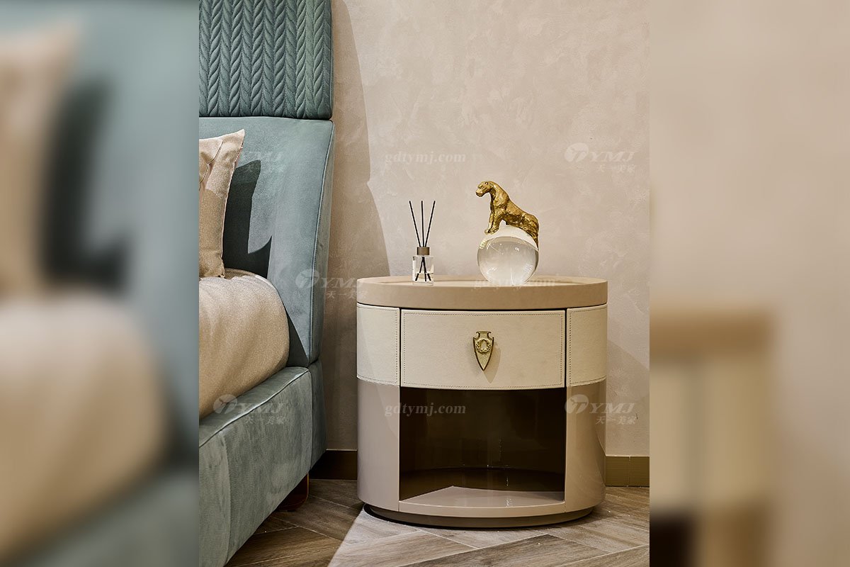 意式亚洲成AV人在线观看片水蜜桃91精品久久久久久水蜜桃别墅会所豪宅家用时尚奢华天然大理石床头柜123B22床头柜2